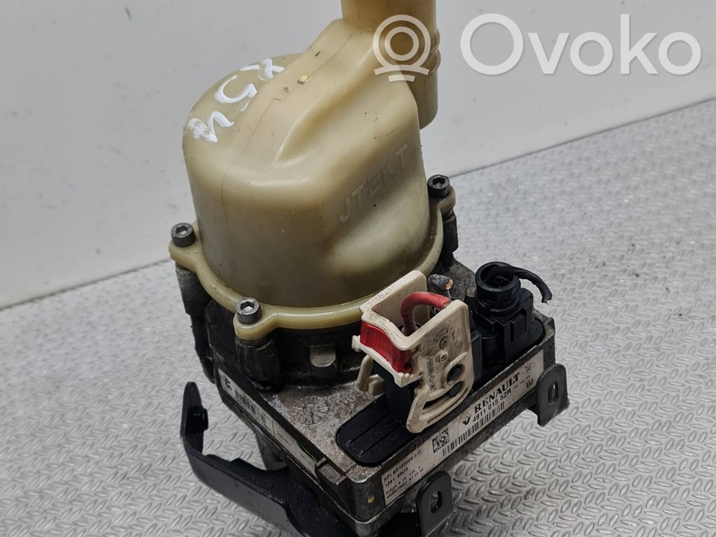 Renault Sandero II Ohjaustehostimen pumppu 