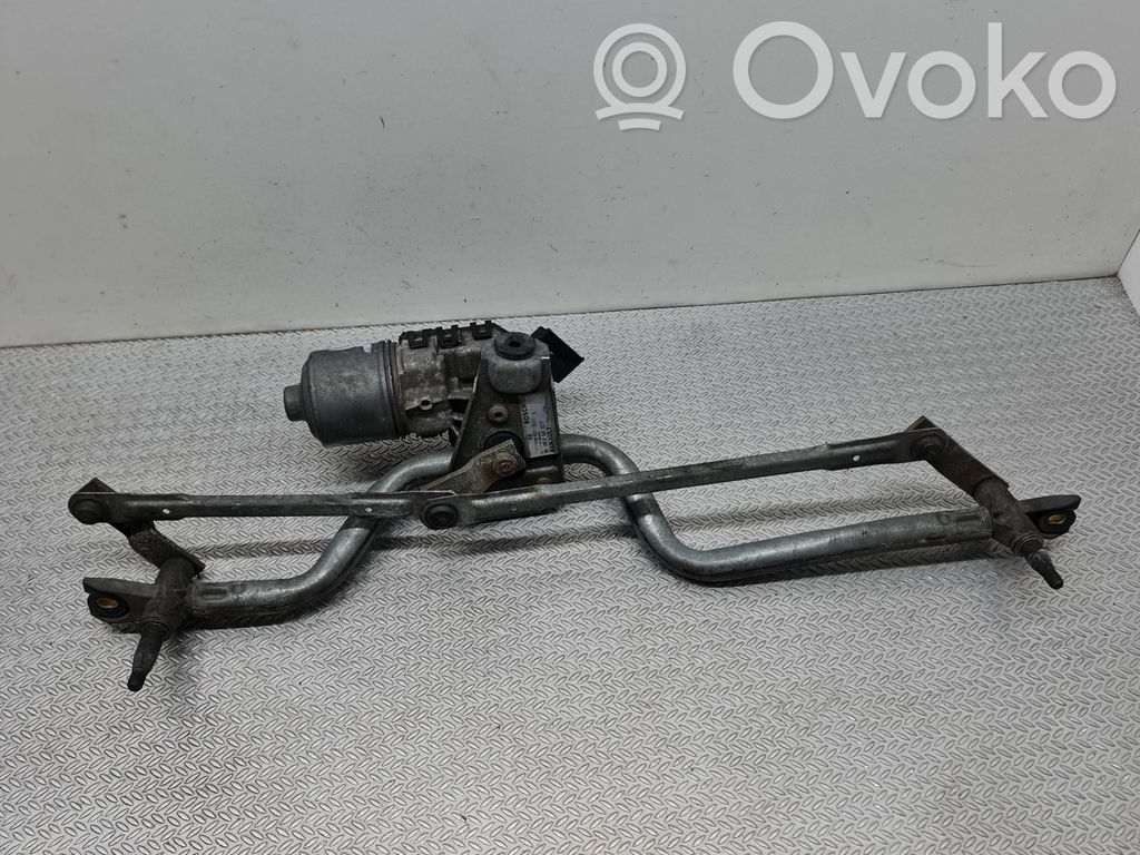 Renault Clio II Etupyyhkimen vivusto ja moottori 