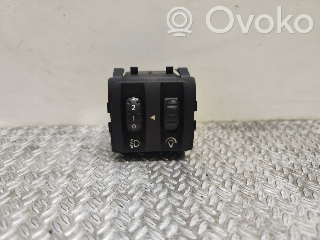Renault Clio III Comutator control nivel faruri 