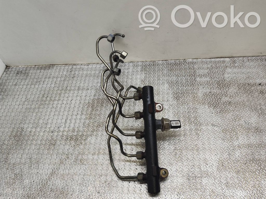 Peugeot 407 Tuyau de conduite principale de carburant 