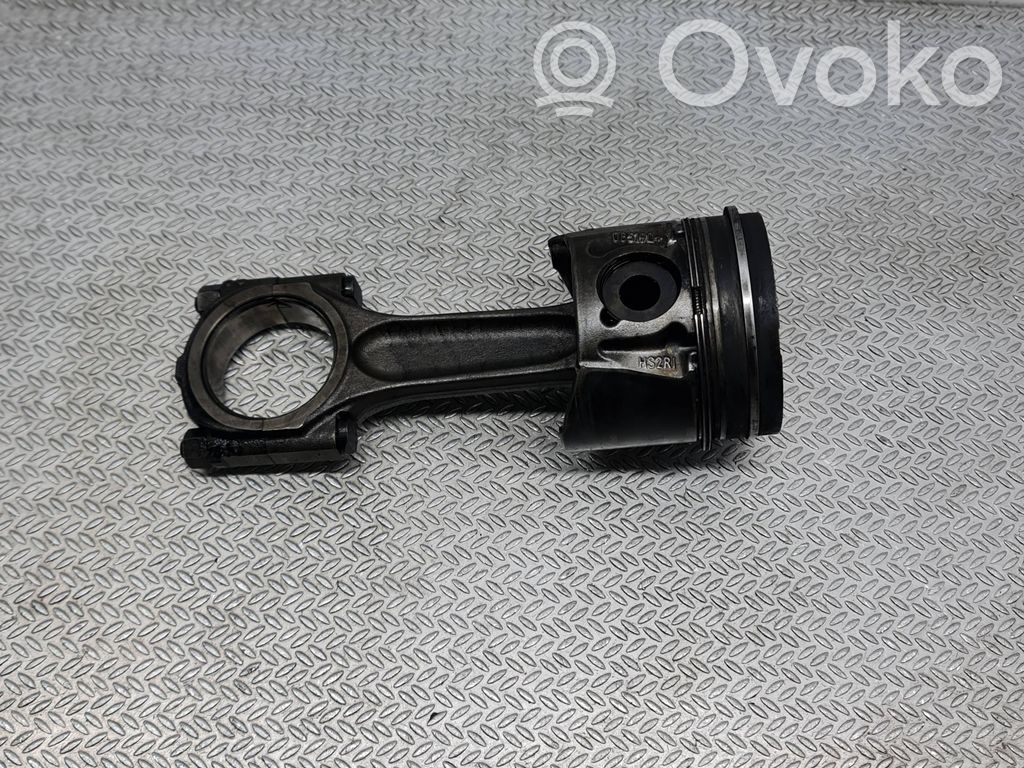 Peugeot 407 Pistón con biela 