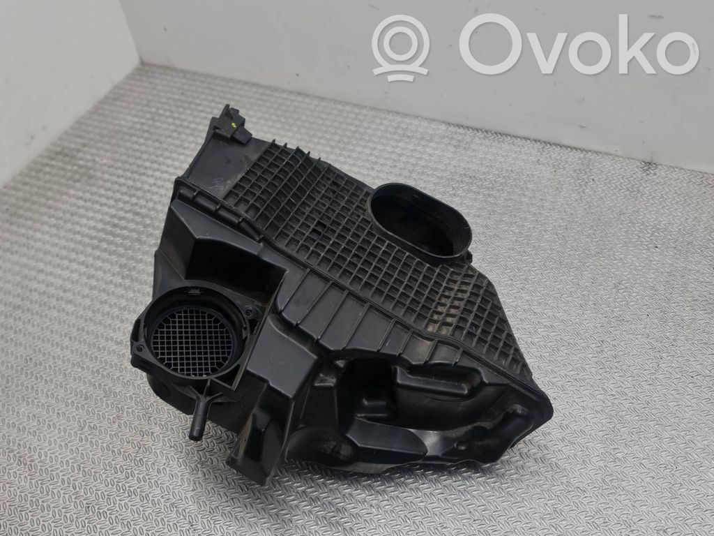 Renault Clio IV Ilmansuodattimen kotelo 