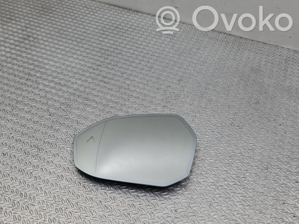 BMW 5 G60 G61 Wkład lusterka drzwi przednich 
