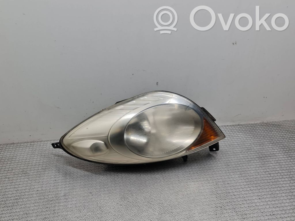 Nissan Note (E11) Headlight/headlamp 