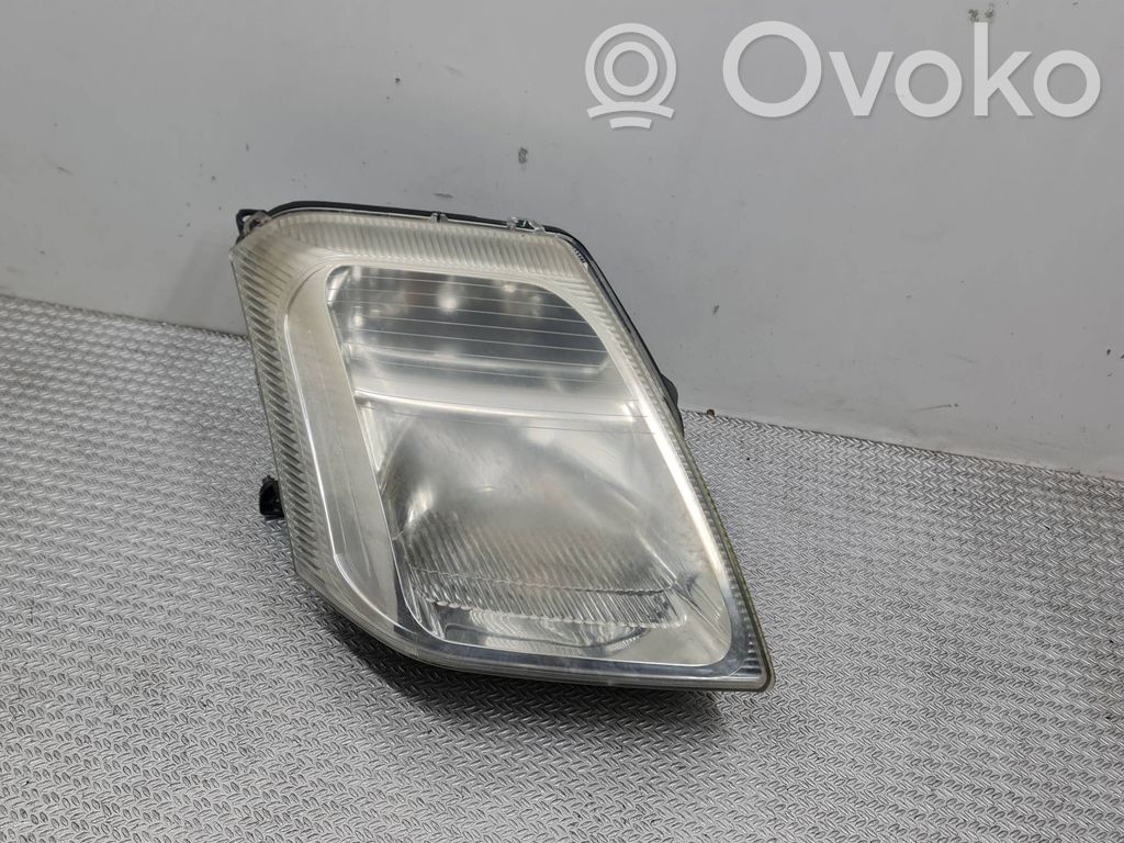 Citroen C2 Priekšējais lukturis 