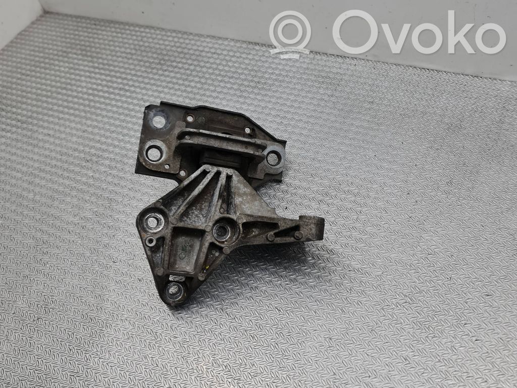 Nissan Qashqai Suport tampon motor 