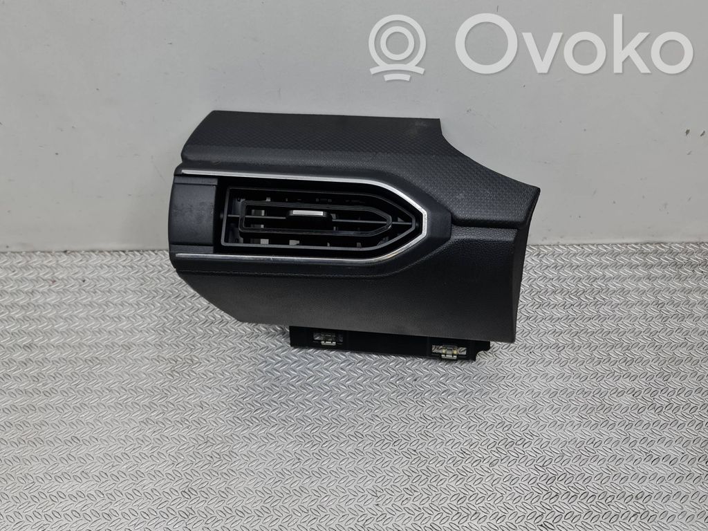 Dacia Sandero III Dashboard side end trim 
