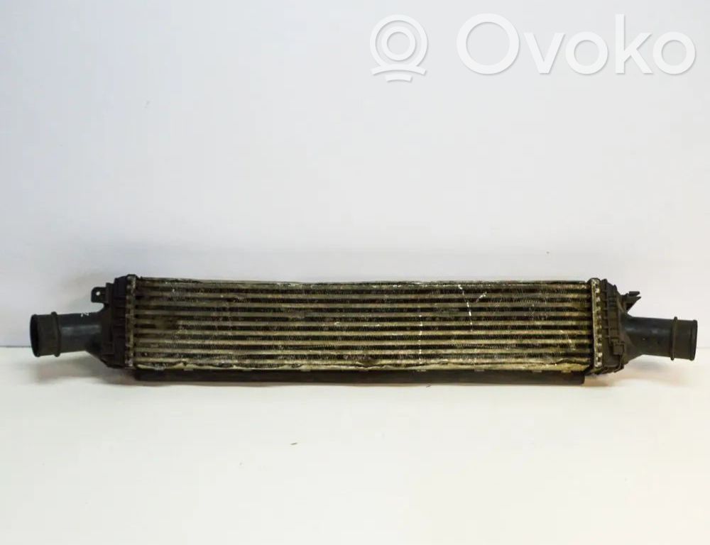 Audi A4 S4 B8 8K Interkūlerio radiatorius 