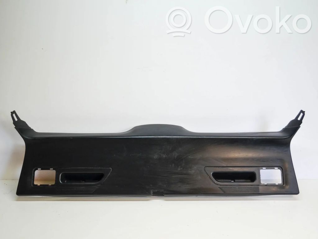 BMW X5 E70 Apdaila galinio dangčio 