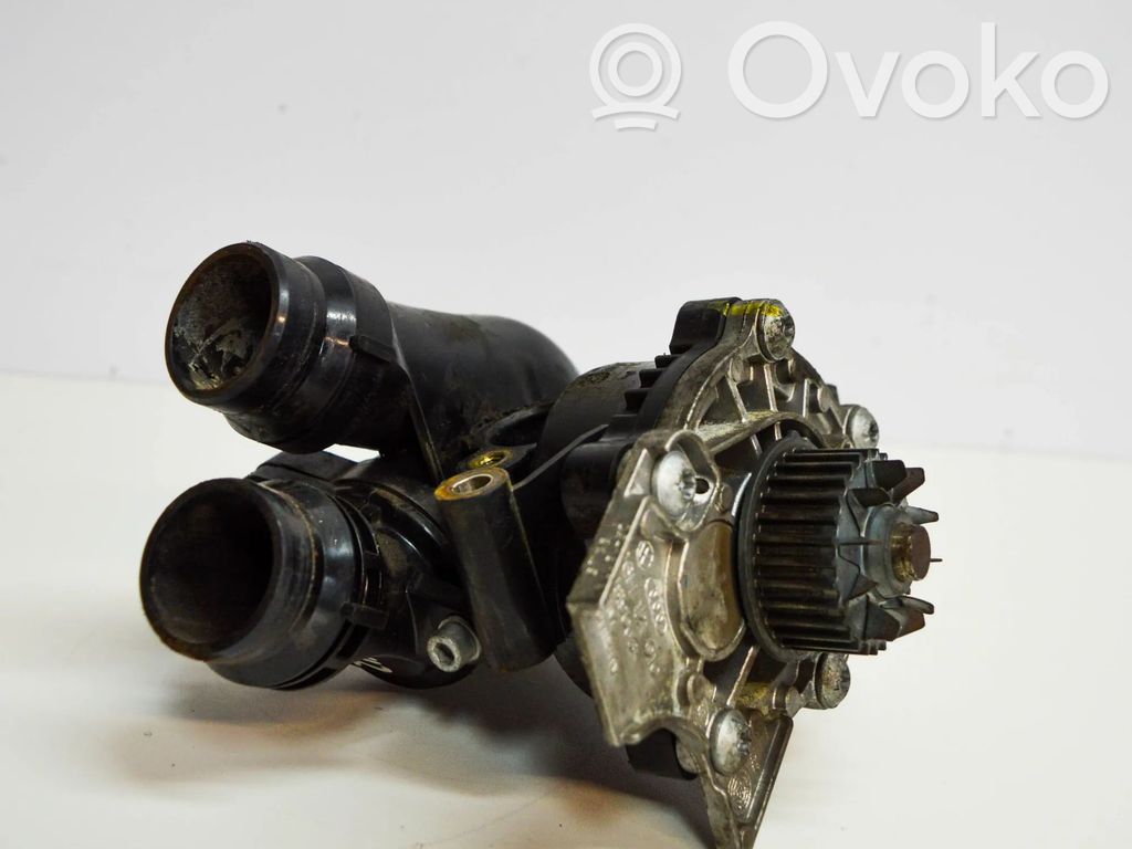 Audi A3 S3 8P Vesipumppu 