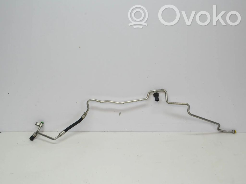 BMW 5 E60 E61 Ilmastointilaitteen putki (A/C) 