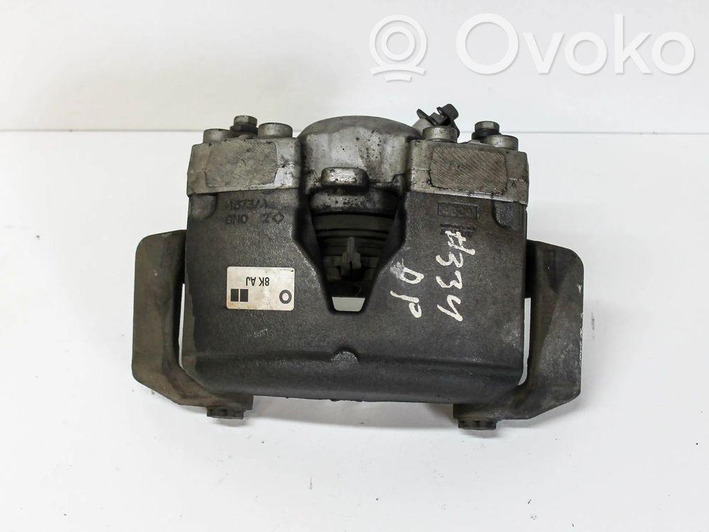 Audi A4 S4 B8 8K Etujarrusatula 