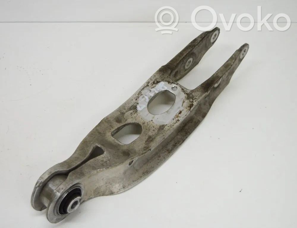 Audi A4 S4 B9 8W Querlenker Achsschenkel hinten 