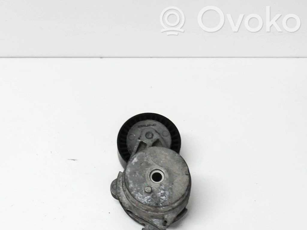 Audi A4 S4 B8 8K Kita variklio skyriaus detalė 