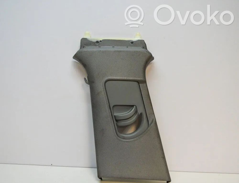 Audi A3 S3 8V Pilar (B) (inferior) 