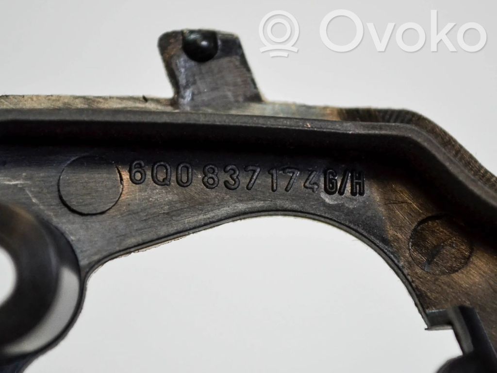 Klamka wewnętrzna drzwi   6Q0837174G