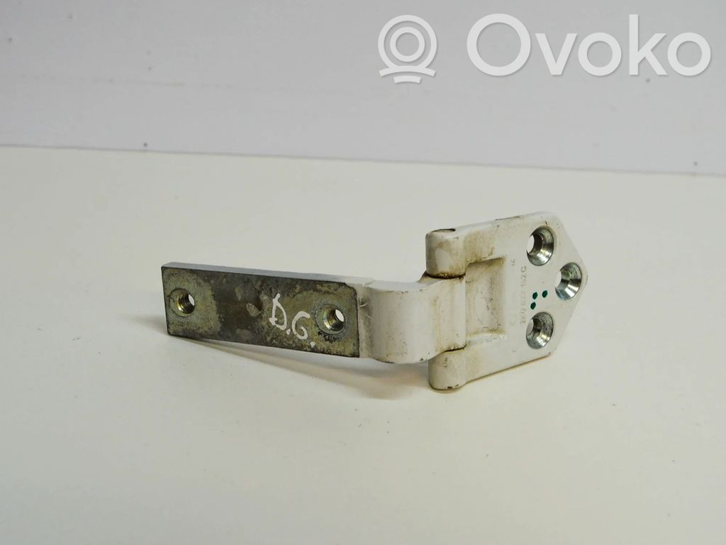 Volkswagen Caddy Tailgate/trunk/boot hinge 
