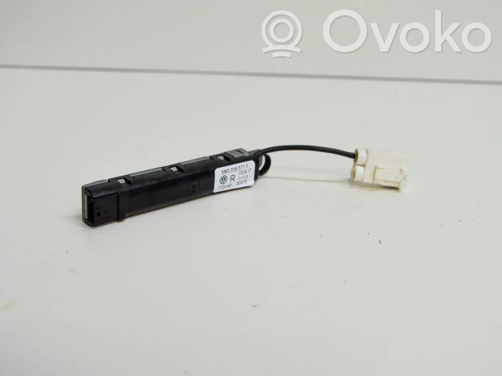 Volkswagen Golf Plus Antenos stiprintuvas 