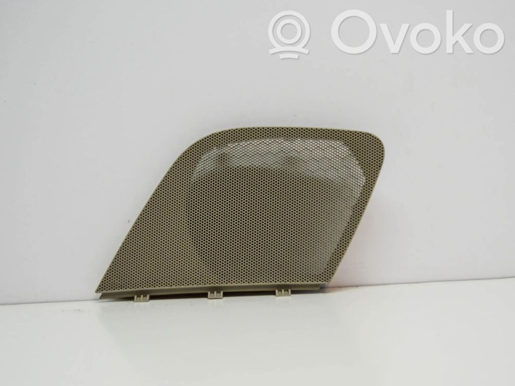 Inne części wnętrza samochodu   8T0035436