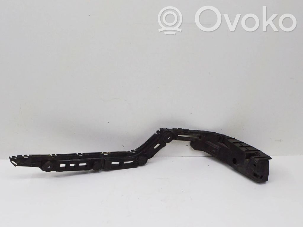 Volkswagen PASSAT B7 Soporte de montaje del parachoques trasero 