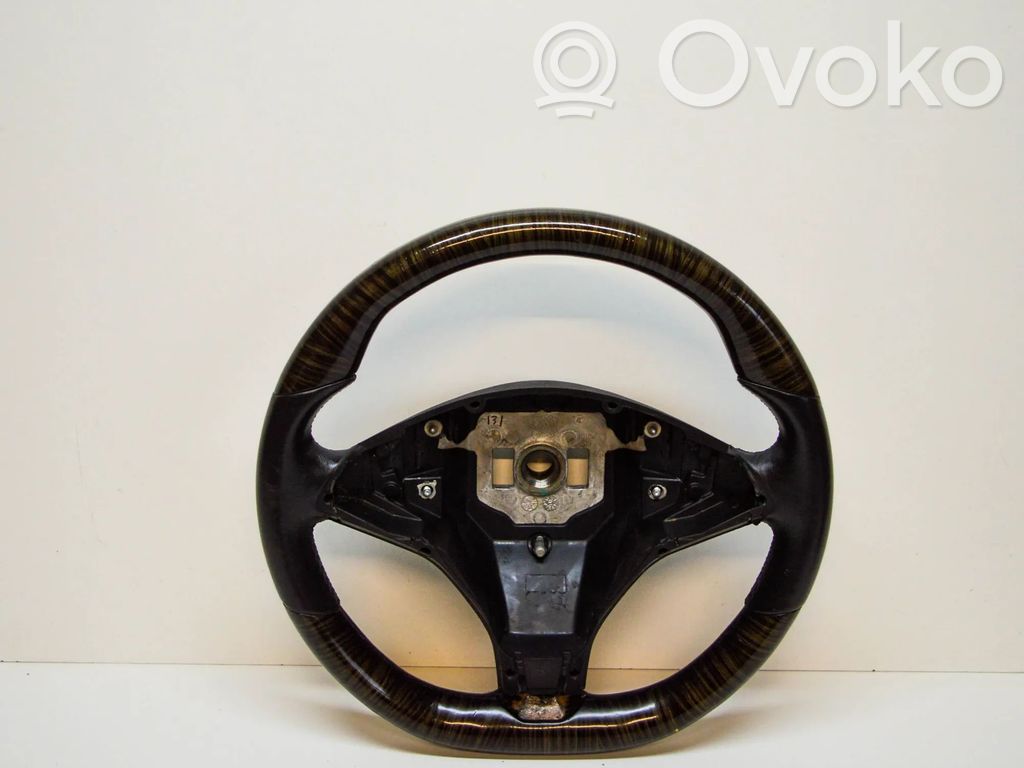 Volant   11448453,3058087
