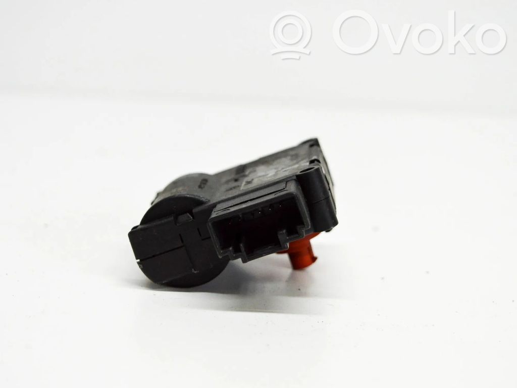 Audi A6 S6 C6 4F Motor/actuator clapetă aer 