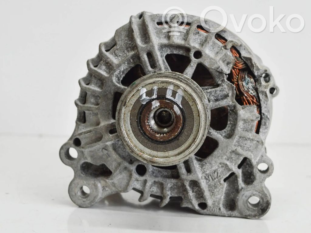 Skoda Fabia Mk2 (5J) Alternator 