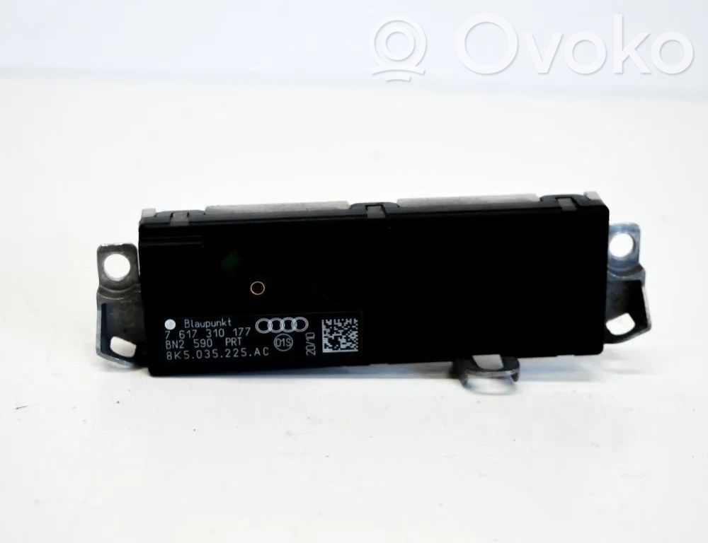 Audi A4 S4 B8 8K Pystyantennivahvistin 