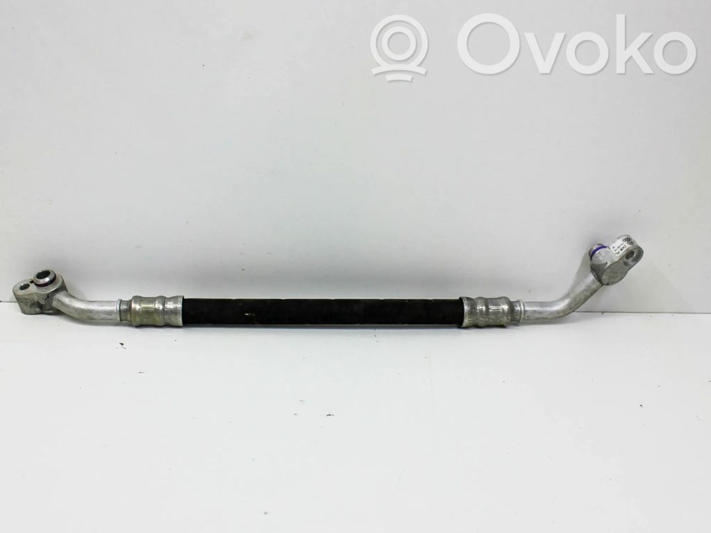 Ilmastointilaitteen putki (A/C)   4L0820730