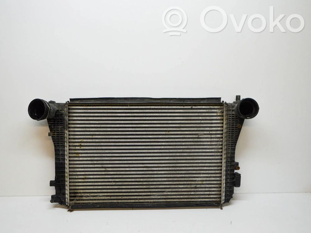 Volkswagen Touran I Intercooler radiator 