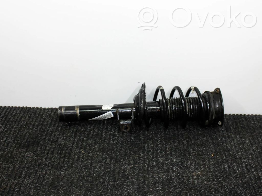Volkswagen Golf VII Amortyzator przedni 