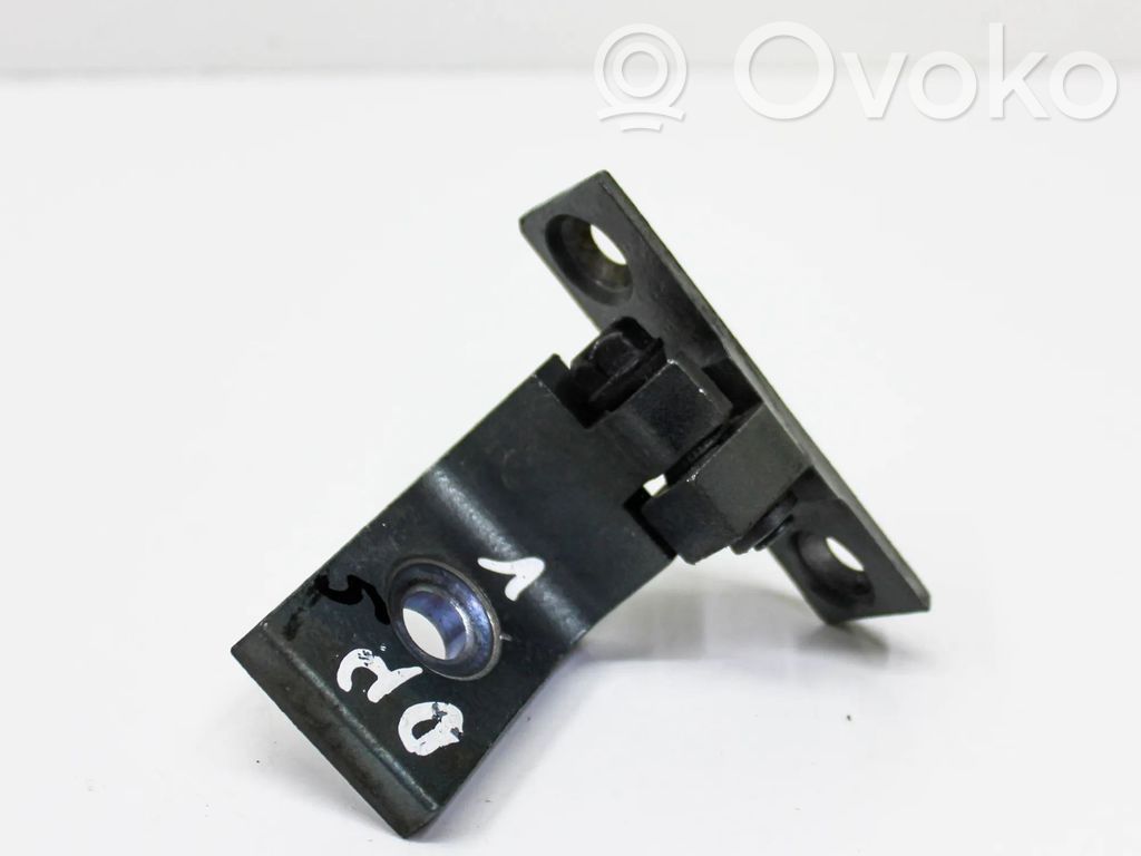 Bisagra superior puerta delantera   7068074