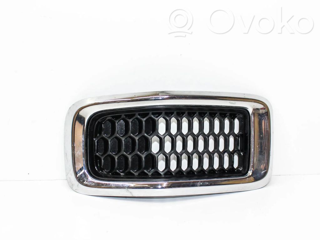 Jeep Grand Cherokee Rejilla delantera 