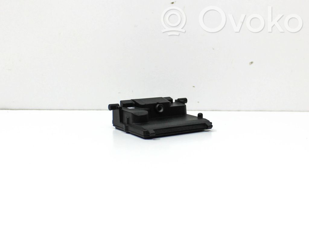Ford Escape IV Windshield/windscreen camera 
