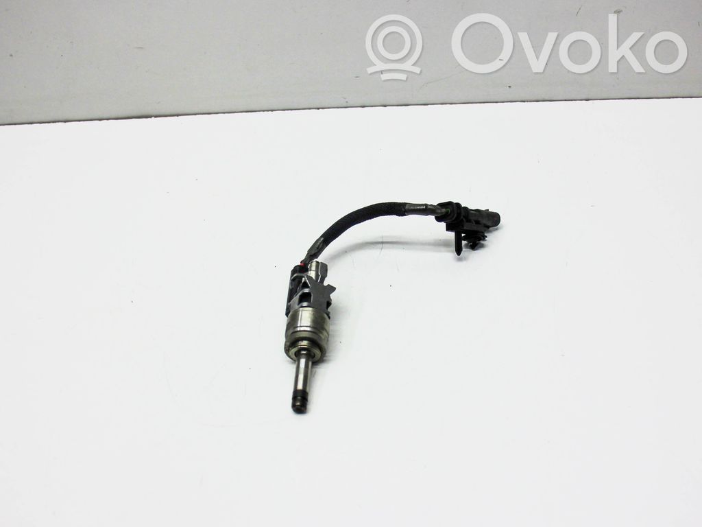 Volvo V60 Inyector de combustible 
