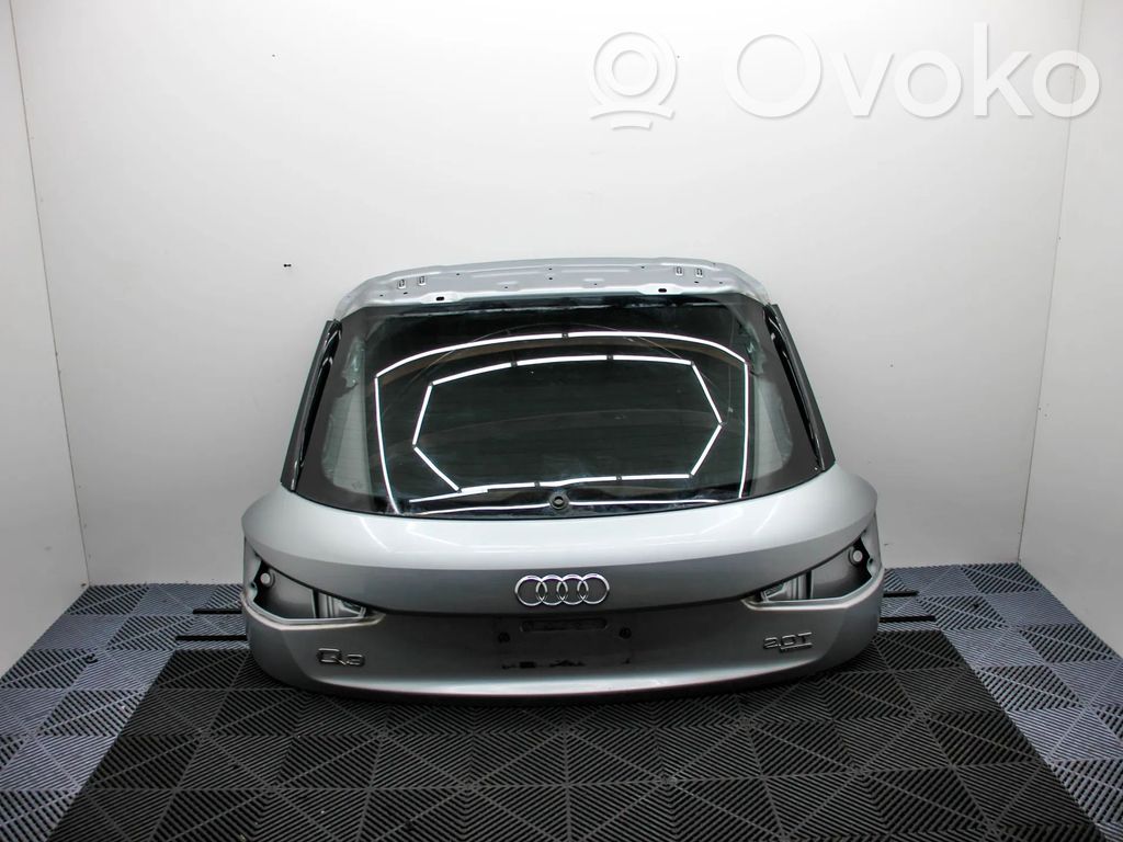Audi Q3 8U Puerta del maletero/compartimento de carga 