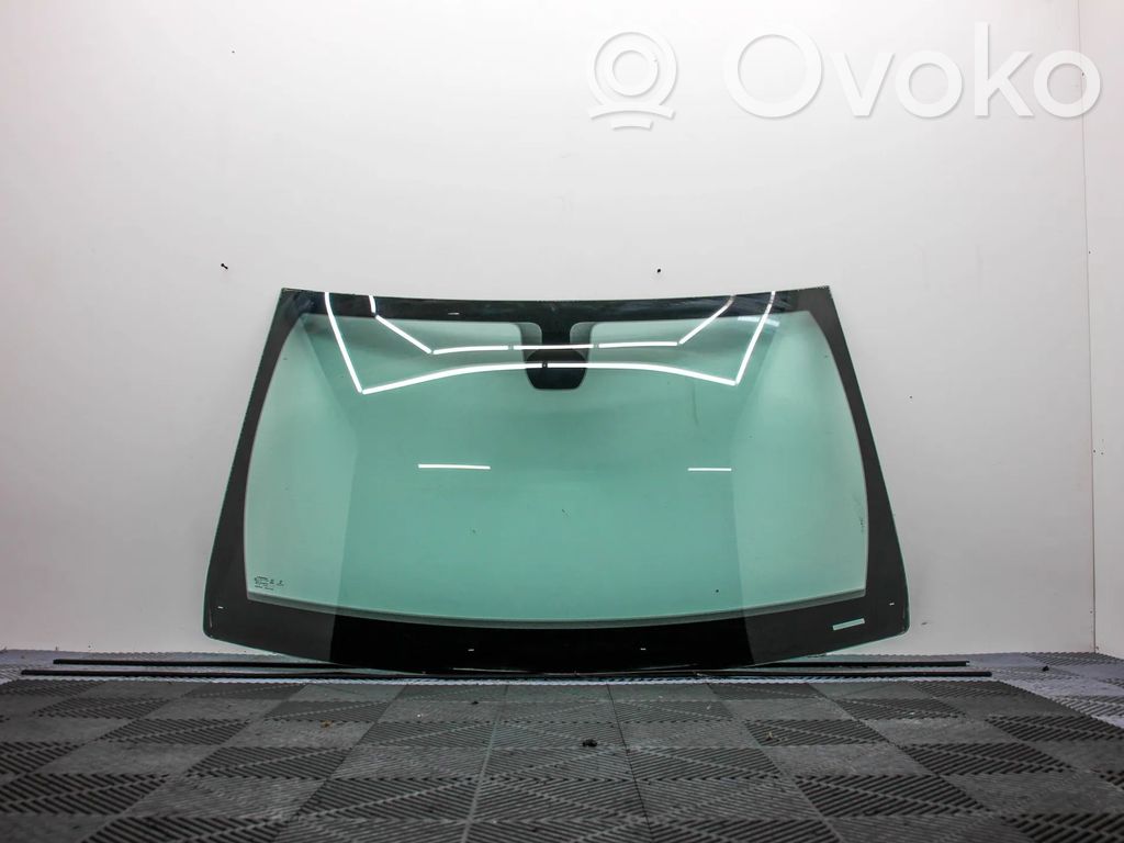 Front windscreen/windshield window