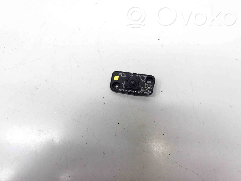 Tesla Model 3 Frontkamera Windschutzscheibe Frontscheibe 