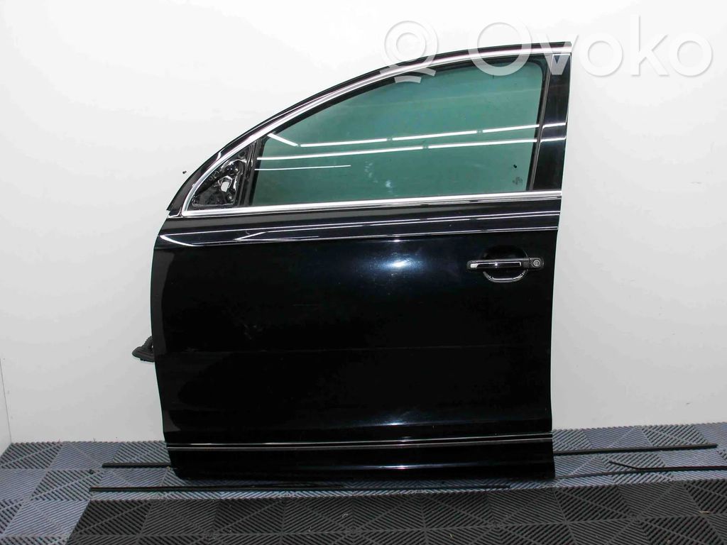 Priekinės durys