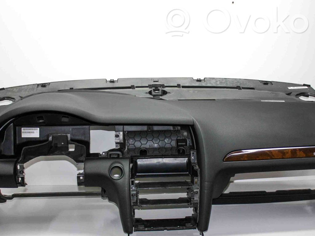 Audi Q7 4L Panelis 