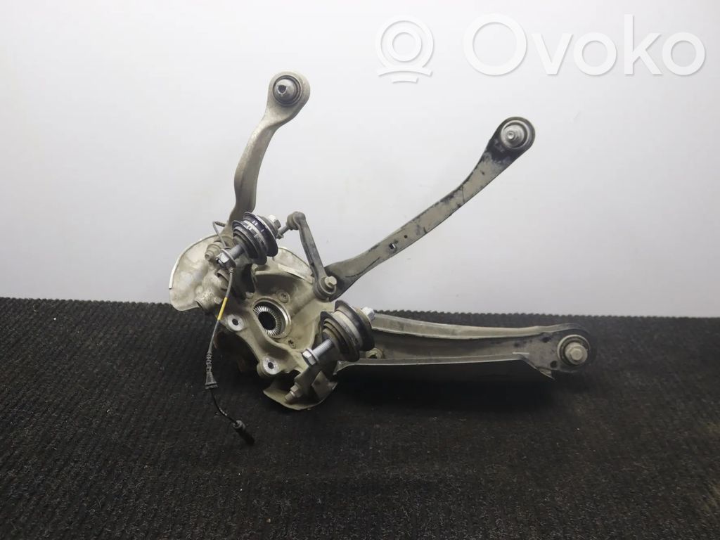 Cubo de rueda trasera   6870532