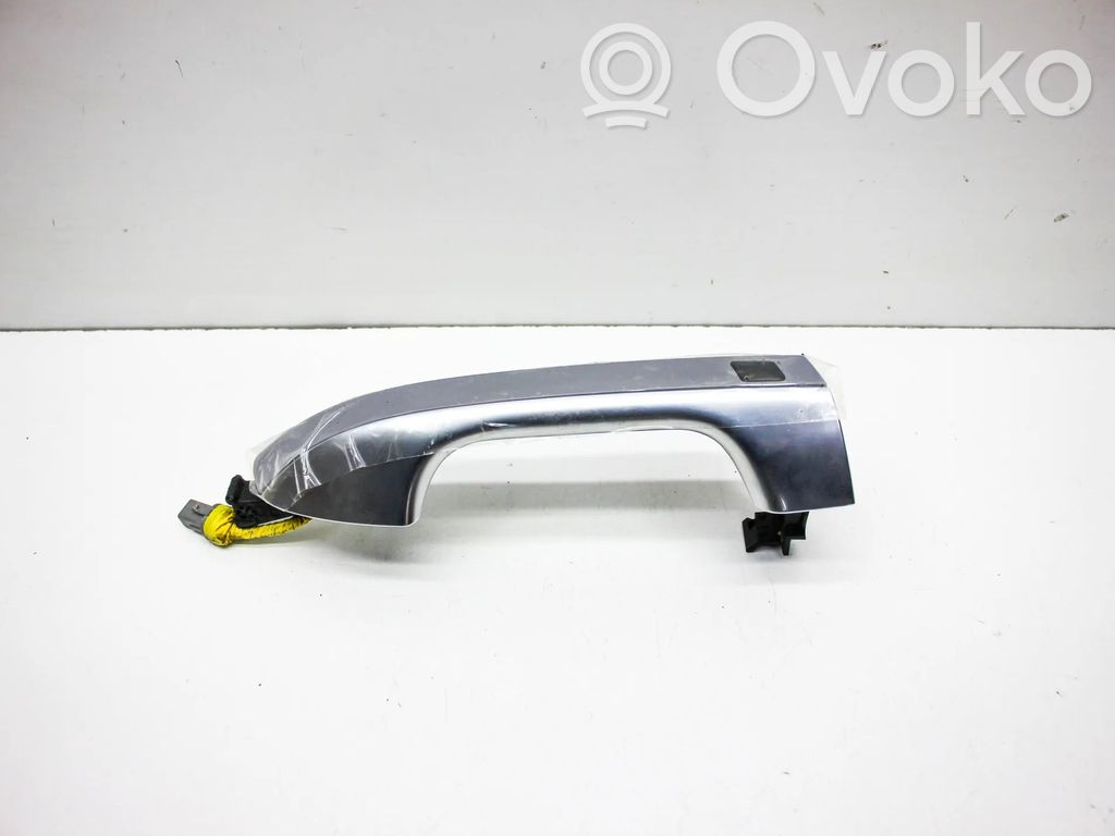 KIA Xceed Manecilla externa puerta delantera 