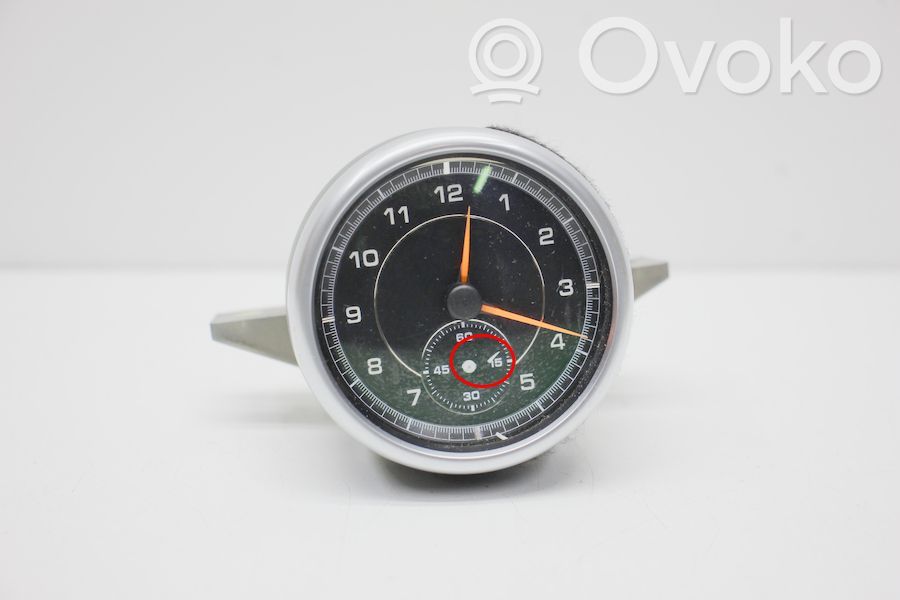 Porsche Cayenne (92A) Reloj 