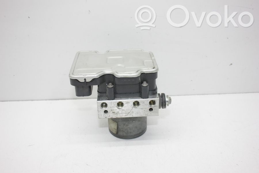 Nissan Altima Pompa ABS 