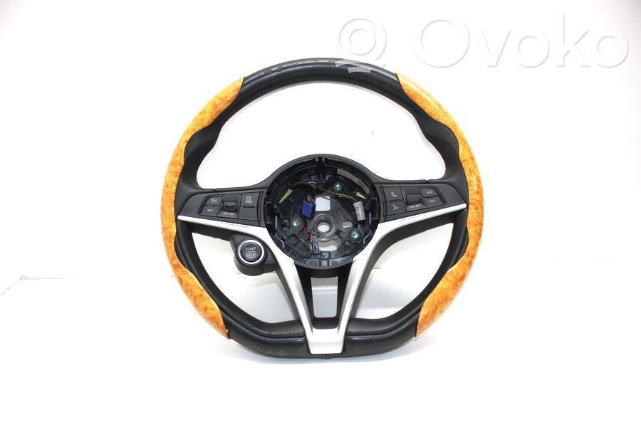 Volant   2007611X6611,01561396960