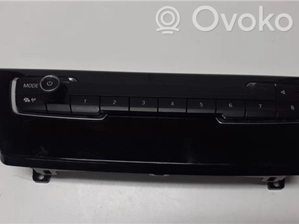 BMW 2 F45 Unidad delantera de radio/CD/DVD/GPS 