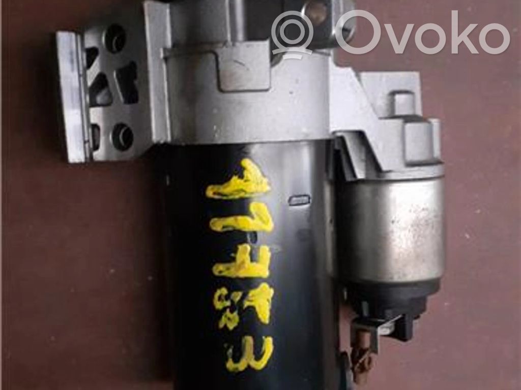 BMW X3 E83 Starter motor 