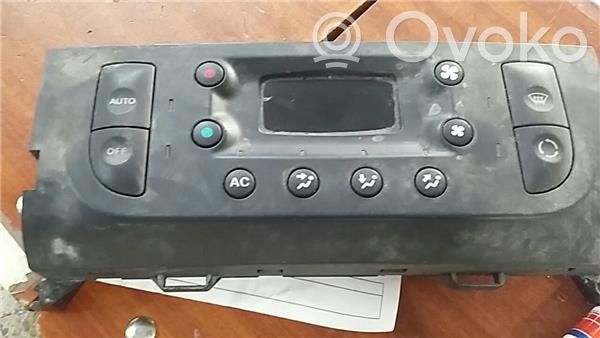 Renault Clio III Climate control unit 