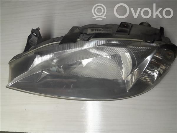 Renault Megane I Priekinis žibintas 