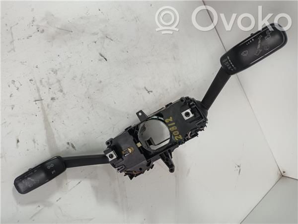 Seat Toledo IV (NH) Interruptor de luz 